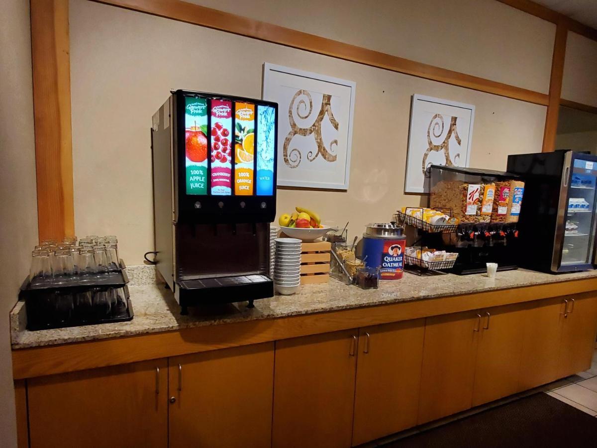 Hotel Country & By Radisson, Bend, Or Bend