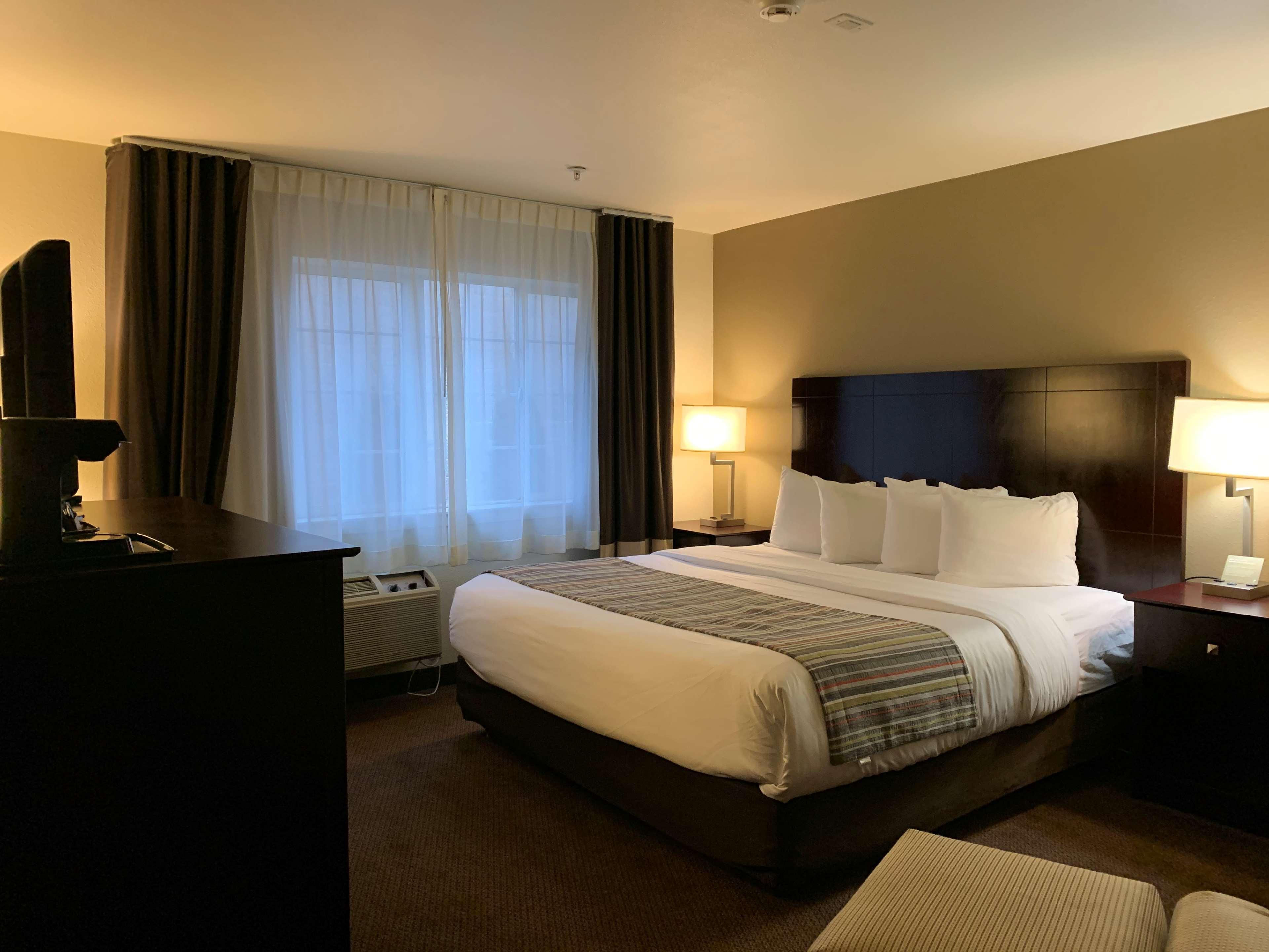 Country & By Radisson, Bend, Or 2* Bend
