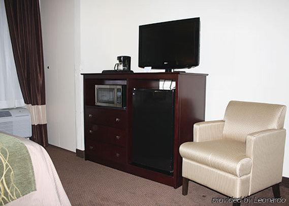Country & By Radisson, Bend, Or