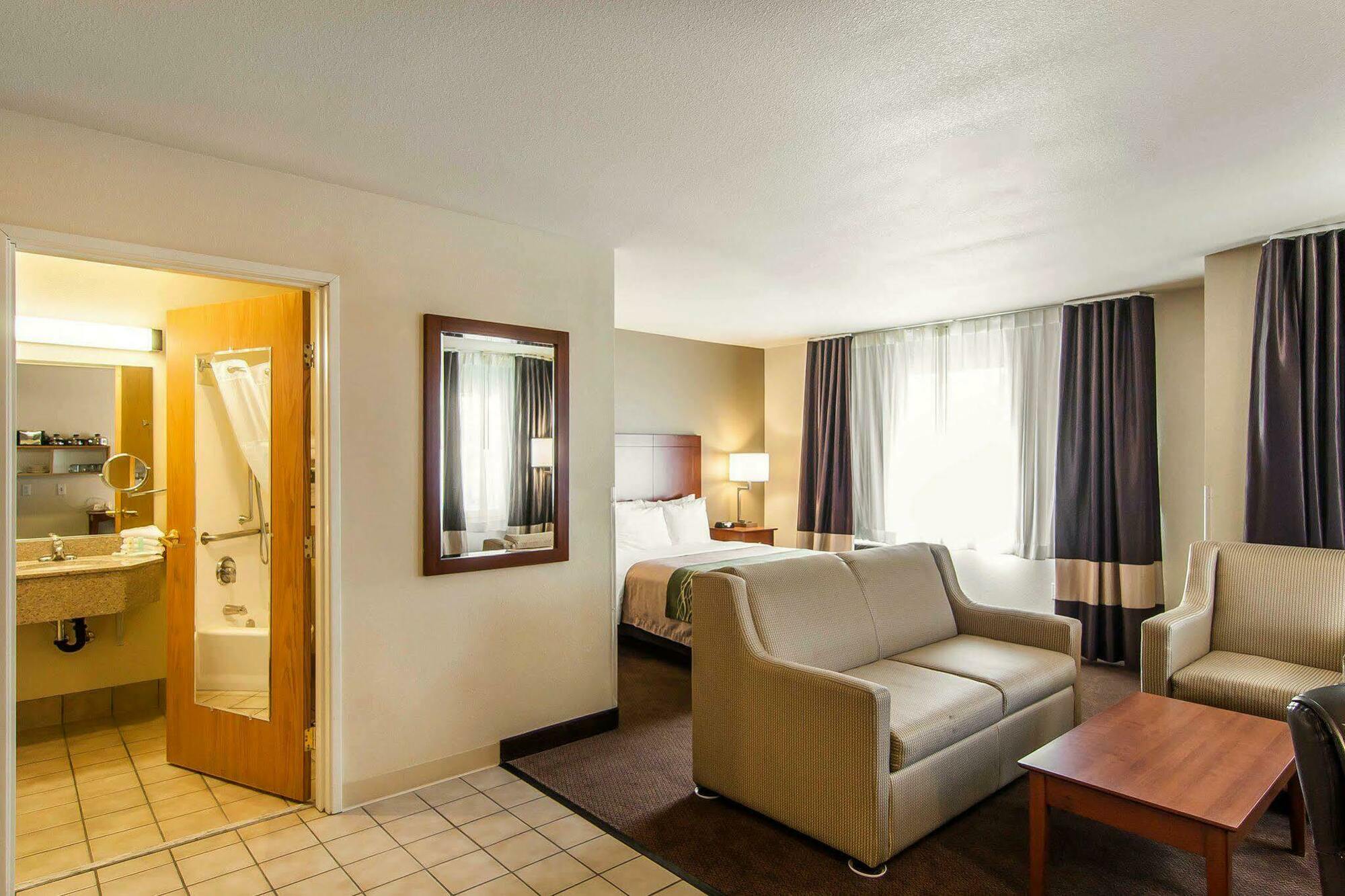 Country & By Radisson, Bend, Or Hotel Bend
