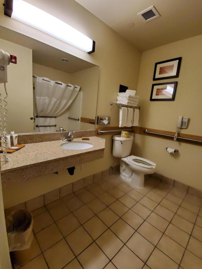 Hotel Country & By Radisson, Bend, Or Bend