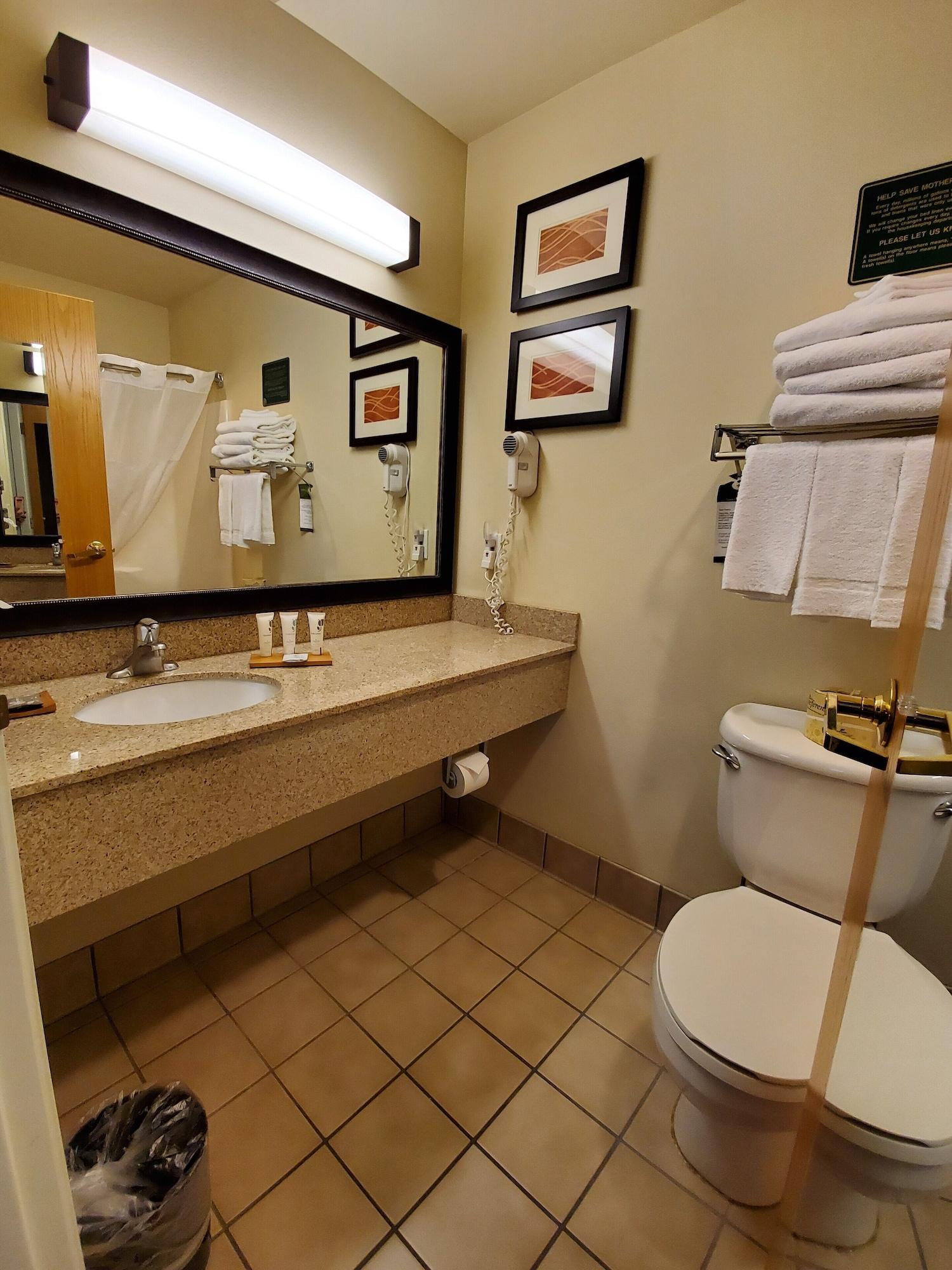 Country & By Radisson, Bend, Or Hotel 2*
